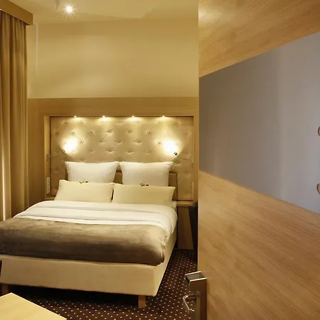 威尔别墅酒店 Altwarmbuchen